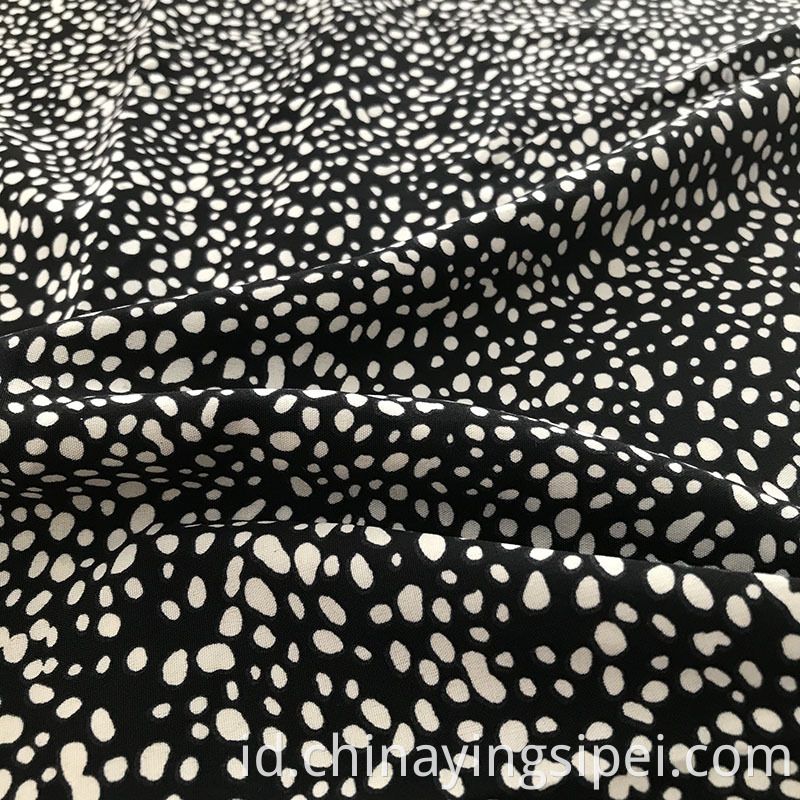 Produk Baru Pola Bunga Polyester Pabrik Penjualan Poplin Cetak kain untuk wanita